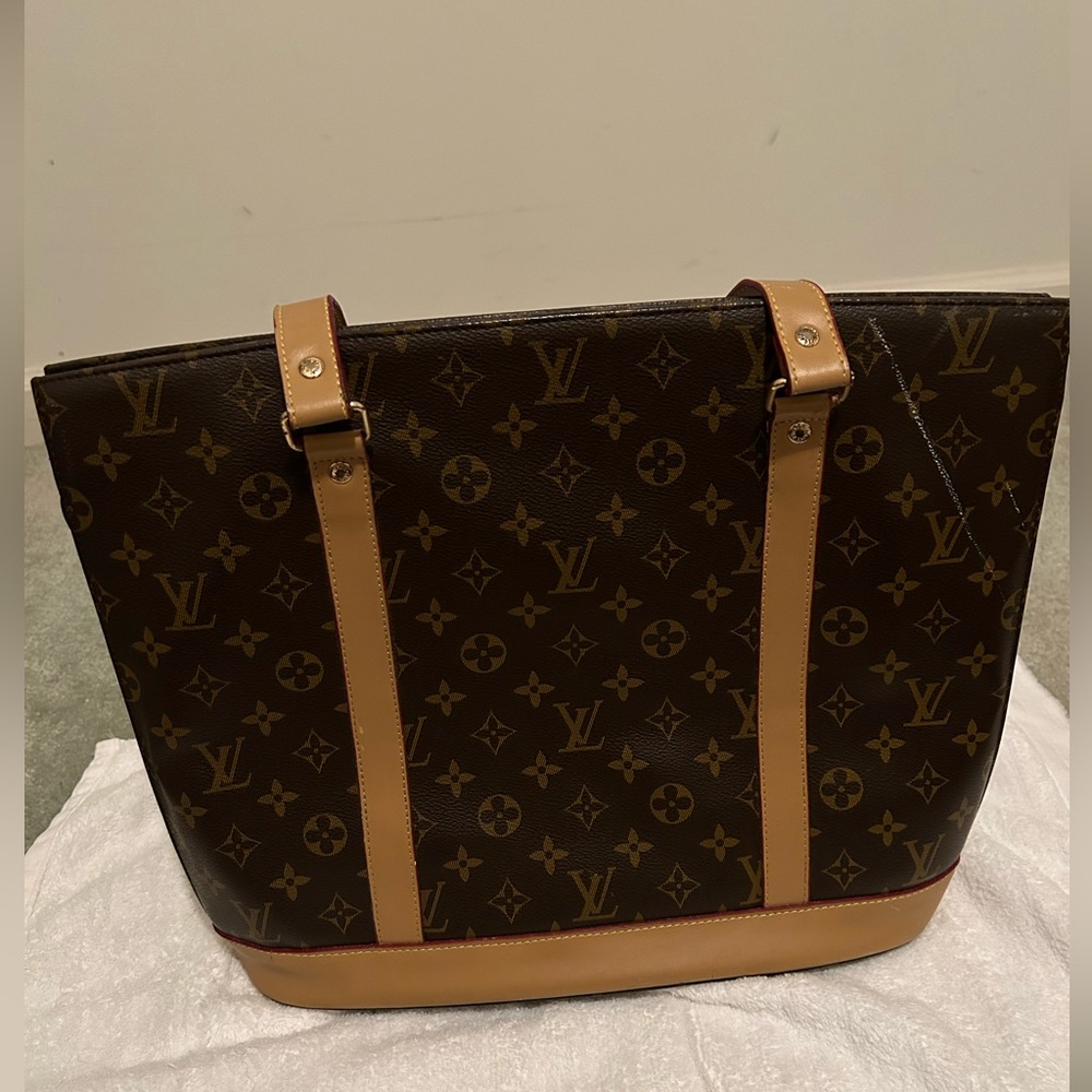 Vintage Louis Vuitton handbag